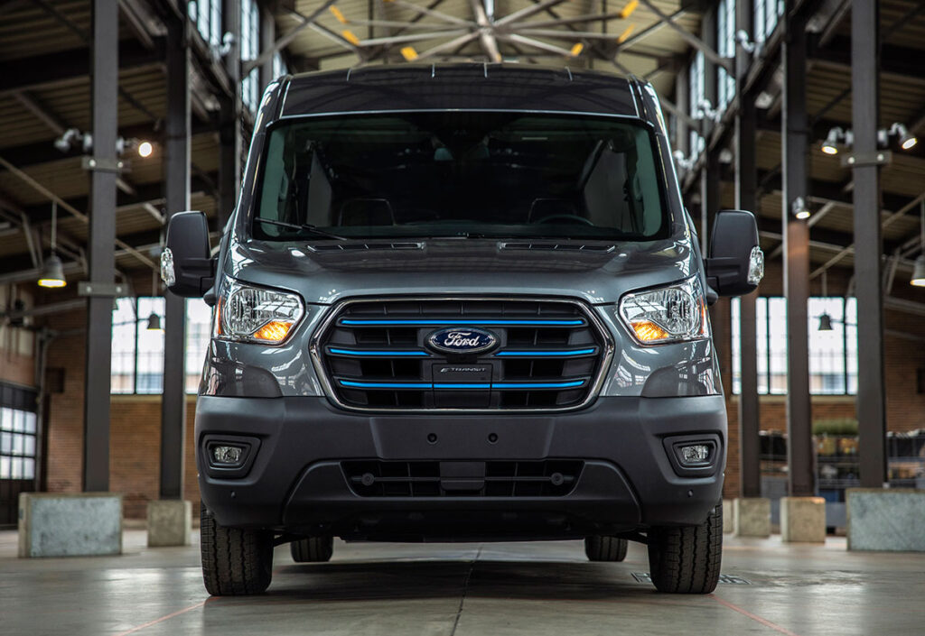 Ford presenta a la Nueva E-Transit