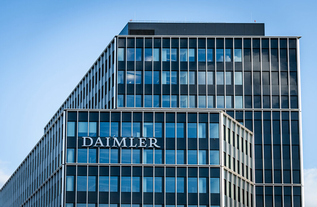 Corporativo-Daimler