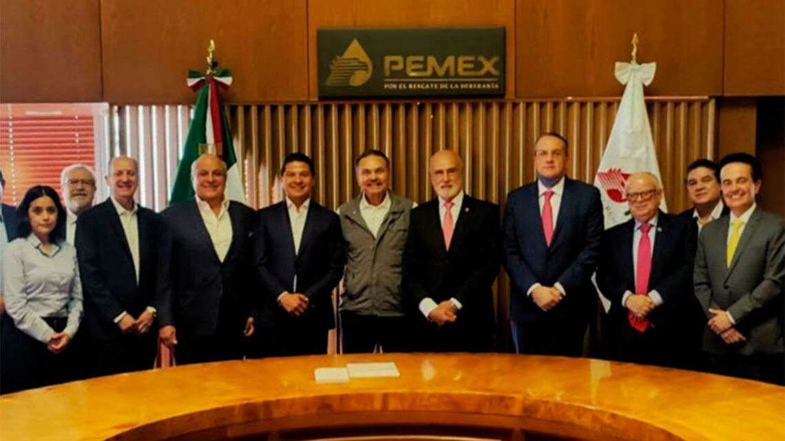 Acuerdan CANACAR y Pemex robustecer programa de abasto de combustibles