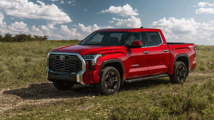 Tundra, la poderosa pickup premium y primera de Toyota en el segmento, ahora es híbrida eletrificada