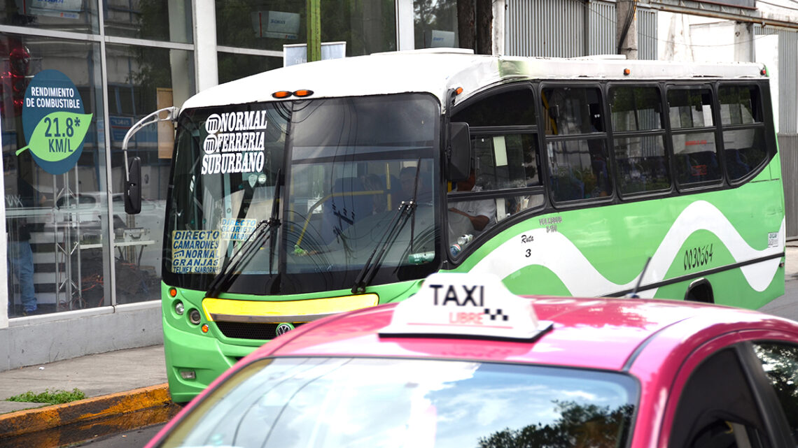 Desafíos y oportunidades en la electromovilidad del transporte público de México