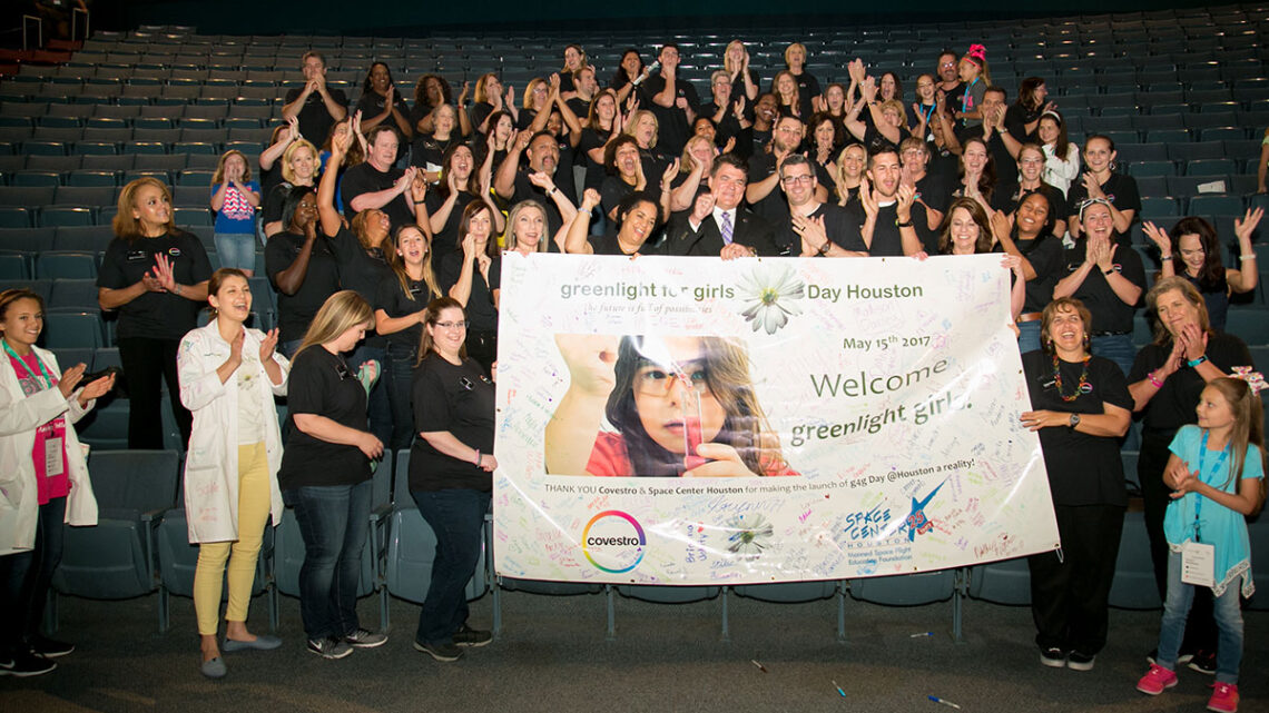 Las mujeres enfrentan la brecha de género en la ciencia